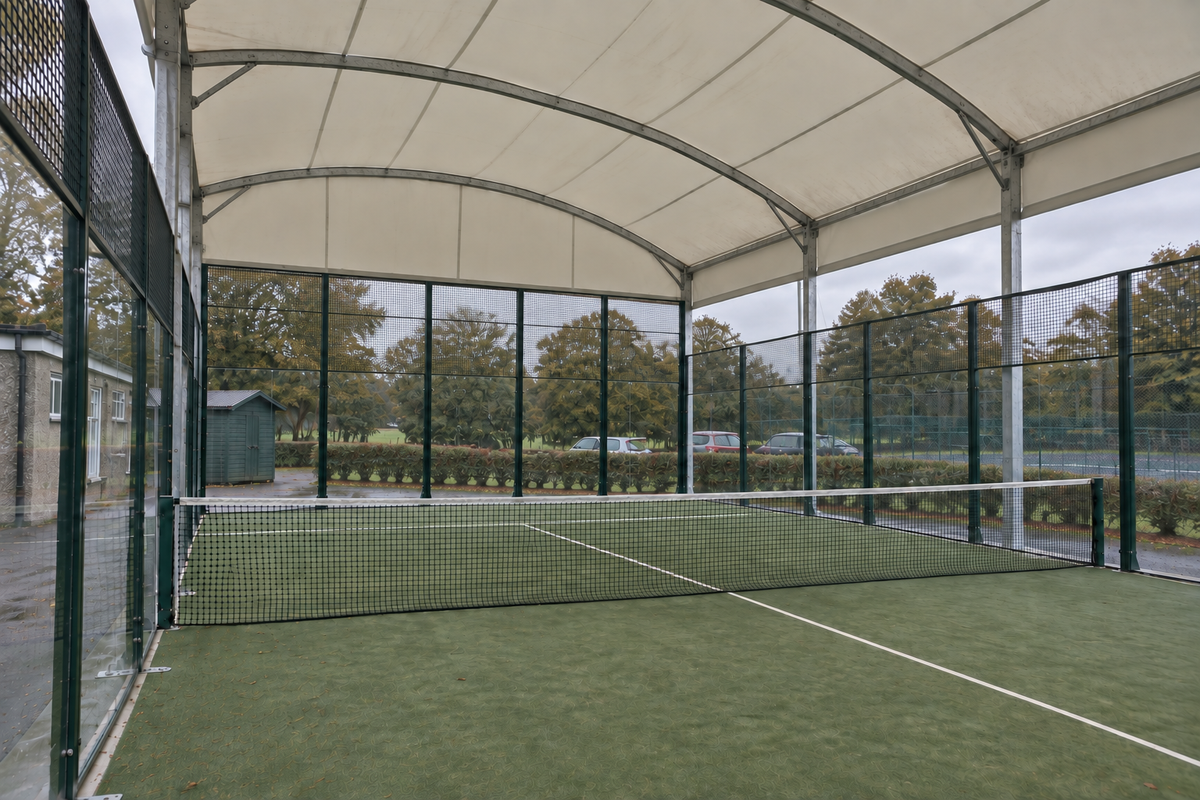 Padelplatz Überdachung